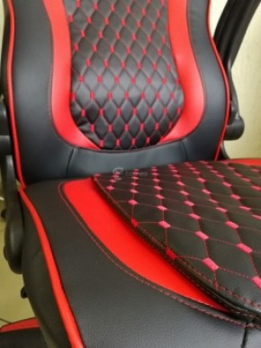 Кресло геймерское Barneo K-37 (черная экокожа красные вставки) в Ишиме - ishim.ok-mebel.com | фото